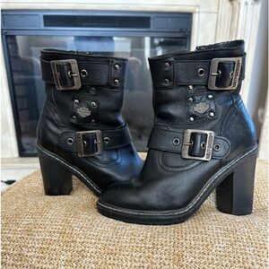 Women’s Harley Davidson ankle boots with heel, size 6.5